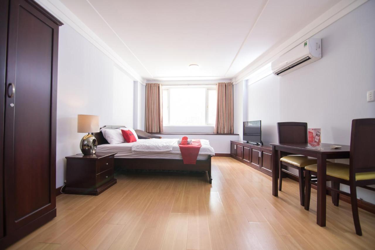 Reddoorz Near Hoa Lu Stadium Ciudad Ho Chi Minh  Exterior foto